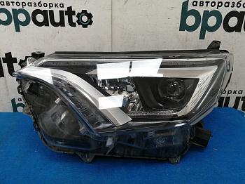 Фара светодиодная левая 81185-42680 для Toyota Rav4 40 рест. 2015 — 2019 БУ; Оригинал; Р1, Мелкий дефект;