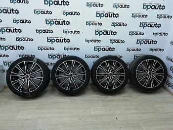 Диск литой с резиной, 18x7J, 5x114.3, ET45 для Toyota Camry БУ; Неоригинал; Р1, Мелкий дефект;