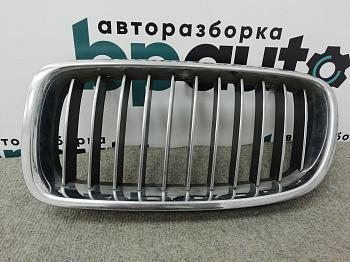 Решетка радиатора левая 51137255411 для BMW 3 серия F30 F31 БУ; Оригинал; Р0, Хорошее;