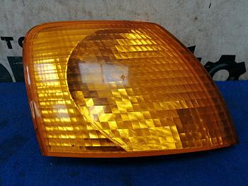 Повторитель поворота правый 3B0953050 для Volkswagen Passat БУ; Оригинал; Р0, Хорошее;