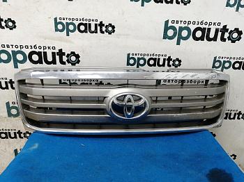 Решетка радиатора 53101-60350 для Toyota Land Cruiser 100 рест. 2 2005-2007 БУ; Оригинал; Р1, Мелкий дефект;