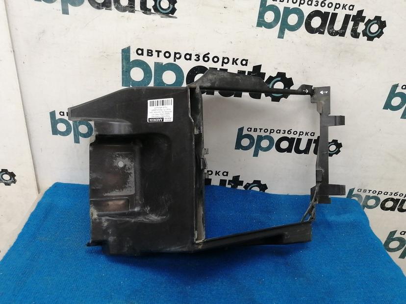 Воздуховод интеркулера правый CPLA-7H460-AC для Land Rover БУ; Оригинал; Р1, Мелкий дефект;