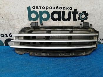 Решетка переднего бампера левая CK5217F909AA для Land Rover Range Rover IV L405 2012 - 2017 БУ; Оригинал; Р0, Хорошее;
