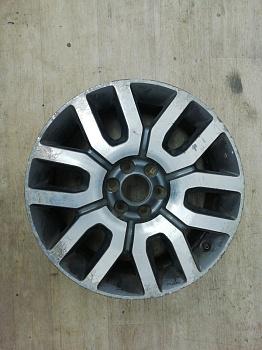 Диск литой, 18x7J, 6X114.3, ET30 40300-5X60A для Nissan БУ; Оригинал; Р2, Удовлетворительное;