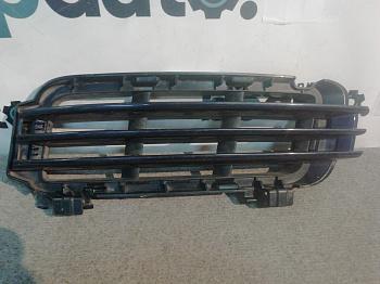 Решетка переднего бампера левая CK5217F909AA для Land Rover Range Rover IV L405 2012 - 2017 БУ; Оригинал; Р0, Хорошее;