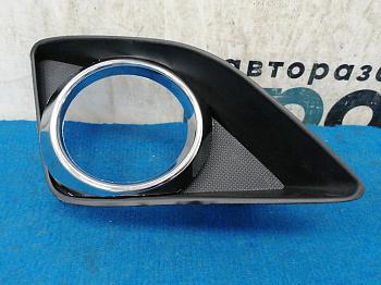 Накладка на ПТФ правая, с хромом 81481-12090 для Toyota Corolla 150 2006-2009 Нов; Неоригинал;