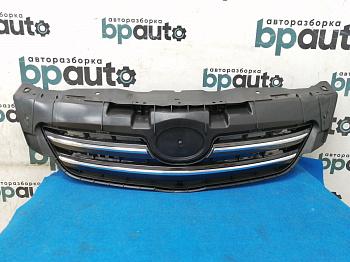 Решетка радиатора, с хром полосками 53114-12100 для Toyota Corolla 150 2006-2009 Нов; Неоригинал;