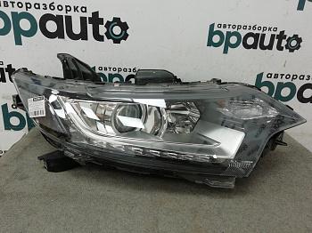 Фара галоген светодиод. правая 8301C854 для Mitsubishi Outlander БУ; Оригинал; Р1, Мелкий дефект;