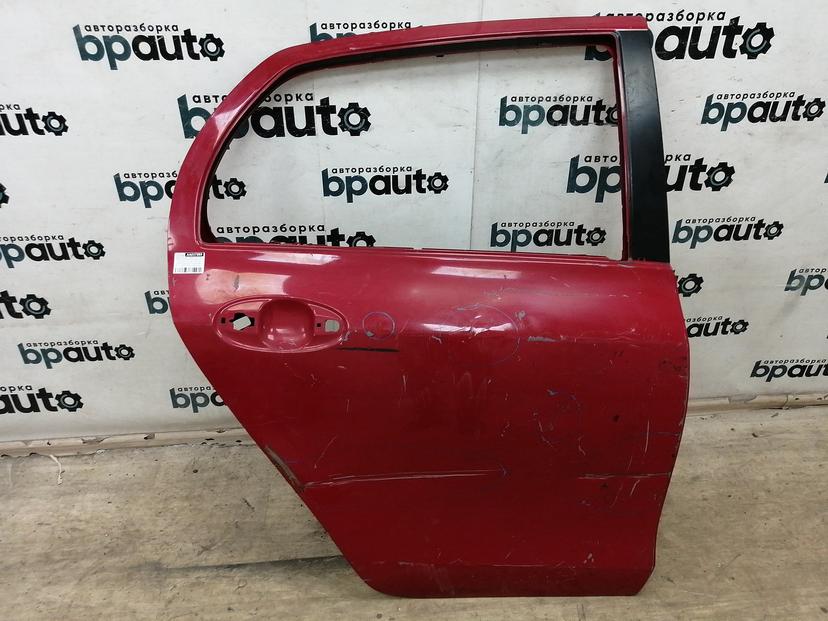 Дверь задняя правая, хэтчбек 67003-0D110 для Toyota Yaris БУ; Оригинал; Р3, Под восстановление;