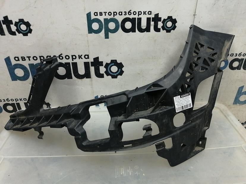 Кронштейн, каркас переднего бампера левый A2048850765 для Mercedes-Benz C-klasse III W204 2006-2011 БУ; Оригинал; Р0, Хорошее;