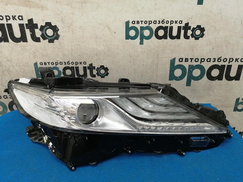 Фара правая, светодиодная 81145-33D70 для Toyota Camry 70 2017 — 2021 БУ; Оригинал; Р1, Мелкий дефект;