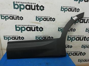 Накладка на дверь задняя левая 87731-2W000 для Hyundai Santa Fe БУ; Оригинал; Р1, Мелкий дефект;
