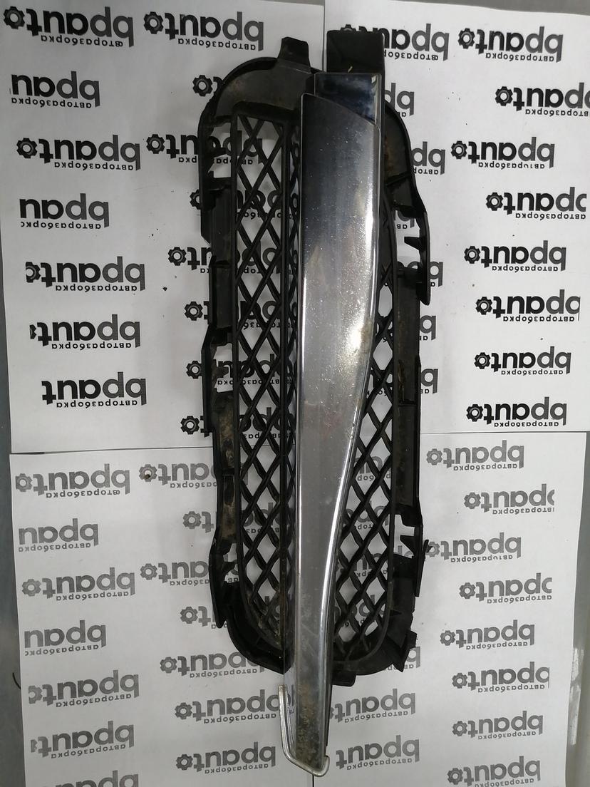 Решётка переднего бампера левая 8X23-15K233-BC для Jaguar XF I 2008-2011 БУ; Оригинал; Р1, Мелкий дефект;