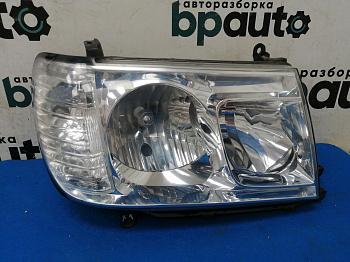Фара галоген правая 81130-60A80 для Toyota Land Cruiser 100 рест. 2 2005-2007 БУ; Оригинал; Р2, Удовлетворительное;