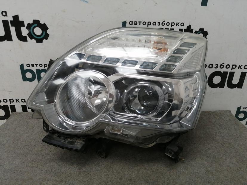 Фара левая галоген 26060-3UF2A для Nissan X-Trail II T31 рест. 2011-2015 БУ; Оригинал; Р1, Мелкий дефект;