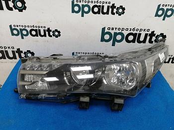 Фара галоген левая 81150-02E70 для Toyota Corolla 180 2013 - 2016 БУ; Оригинал; Р2, Удовлетворительное;