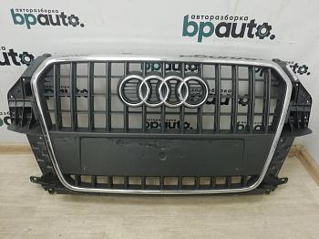 Решетка радиатора; без паркт. 8U0 853 651 H для Audi Q3 I 2011-2014 БУ; Оригинал; Р2, Удовлетворительное;