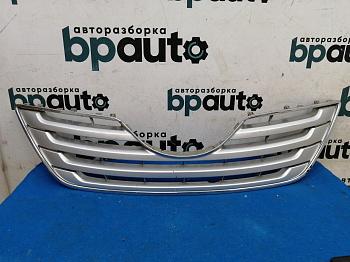 Решетка радиатора 53101-33180 для Toyota Camry 40 2006 — 2010 БУ; Оригинал; Р2, Удовлетворительное;