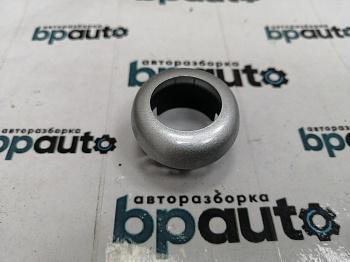 Накладка на парктроник задняя центр., 1F7 серебро 89348-28090-B0 Нов; Оригинал;