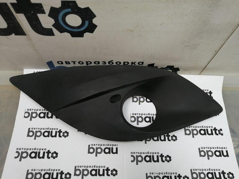 Накладка ПТФ правая 13267745 для Opel Meriva B 2010 - 2014 БУ; Оригинал; Р1, Мелкий дефект;