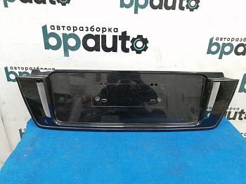 Накладка крышки багажника 76802-60200 для Lexus LX570, LX450D рест.2 2015 - н.в. БУ; Оригинал; Р1, Мелкий дефект;