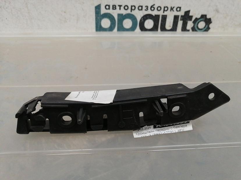 Кронштейн переднего бампера левый 1718731 для Ford Focus Нов; Неоригинал;