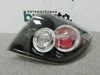 Фонарь правый в крыло, черный отражатель BR5S-51-170C для Mazda 3 BK БУ; Оригинал; Р2, Удовлетворительное;