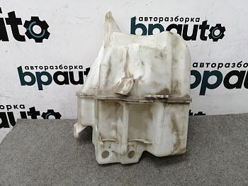 Бачок омывателя, LR002305 6H5217C627CB для Land Rover Freelander БУ; Оригинал; Р0, Хорошее;