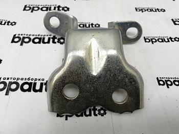 Петля двери передняя левая нижняя 68740-0D010 для Toyota Нов; Оригинал;
