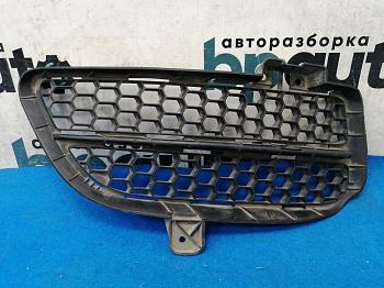Решетка переднего бампера правая 7L6853666B для Volkswagen Touareg I рест. 2007- 2010 БУ; Оригинал; Р0, Хорошее;