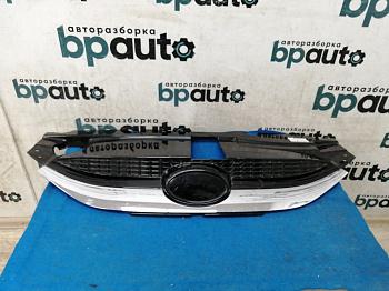 Решетка радиатора 86351-2Y000 для Hyundai IX35 БУ; Оригинал; Р1, Мелкий дефект;