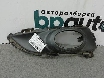 Накладка ПТФ правая для Mazda 3 I BK HB 2003-2006 БУ; Неоригинал; Р0, Хорошее;