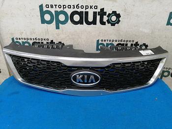 Решетка радиатора 86350-1M600 для Kia Cerato II 2009-2013 БУ; Оригинал; Р2, Удовлетворительное;