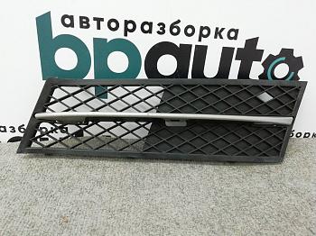 Решетка переднего бампера левая 5111 7200699 для BMW 5 серия VI Sedan F10 2009-2013 БУ; Оригинал; Р0, Хорошее;