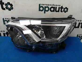 Фара галоген левая 81170-42650 для Toyota Rav4 40 рест. 2015 — 2019 БУ; Оригинал; Р2, Удовлетворительное;