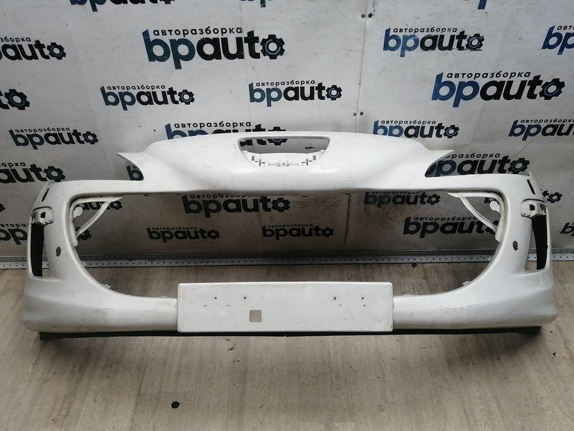 Бампер передний; под паркт.; под омыват. 9680484677 для Peugeot 308 I 2008-2011 БУ; Оригинал; Р2, Удовлетворительное;