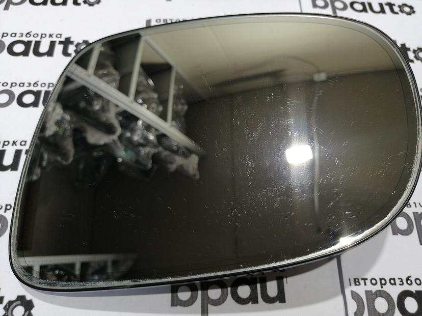 Зеркальный элемент правый 87931-50650 для Lexus LS БУ; Оригинал; Р1, Мелкий дефект;
