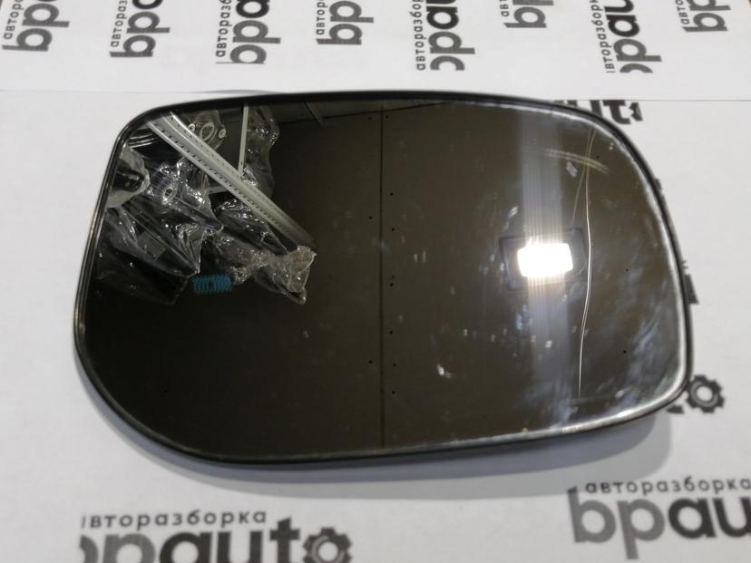 Зеркальный элемент правый 87931-12A90 для Toyota Corolla 150 2006-2009 БУ; Оригинал; Р1, Мелкий дефект;